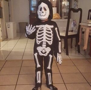 Meet your Posher, Monica